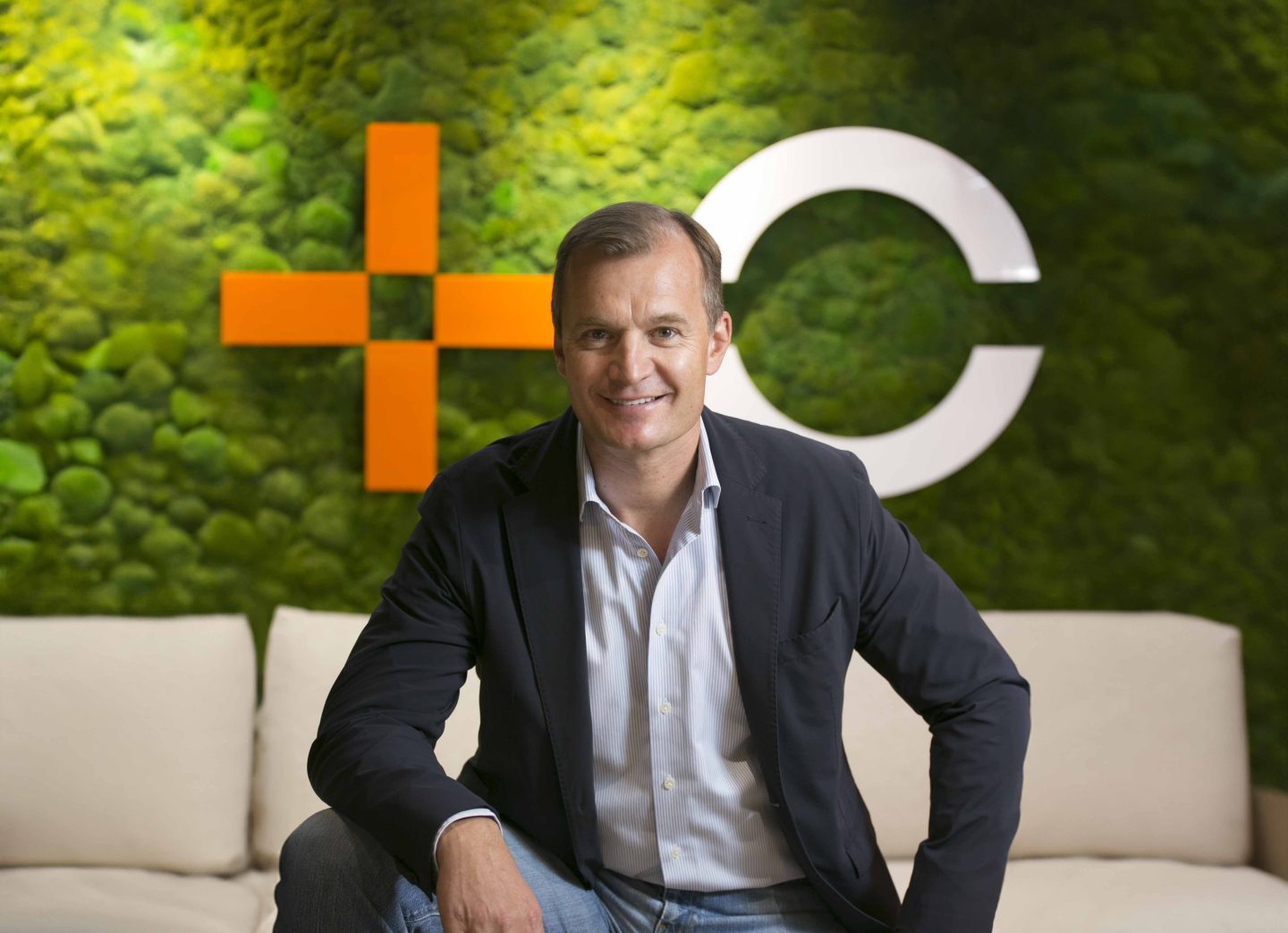 Meinrad Spenger lors de sa nomination au Comité exécutif d'Orange, juin 2026