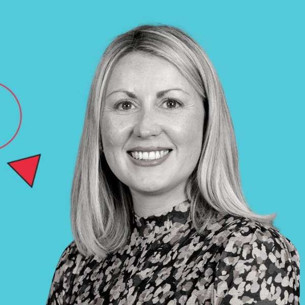 Kelly Beaver touche le sommet chez Ipsos